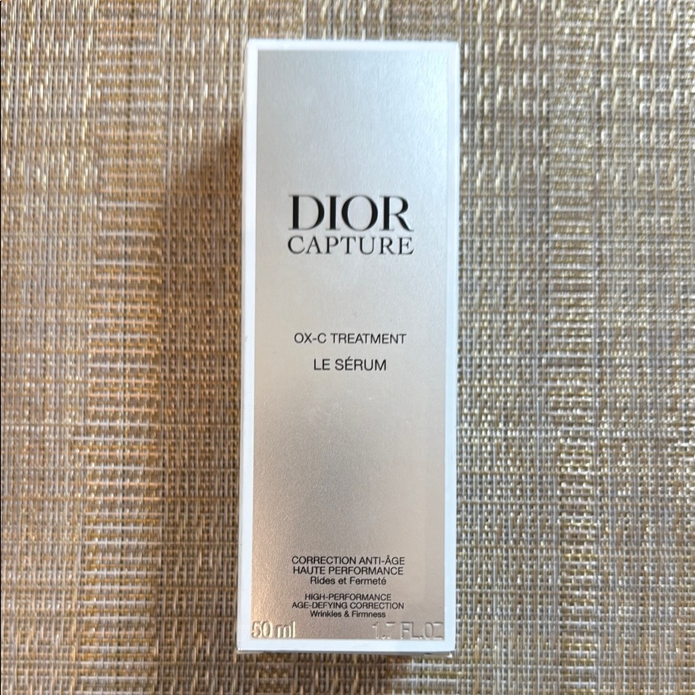 Dior Capture